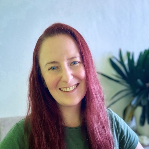 Portrait von Simone Haaßengier