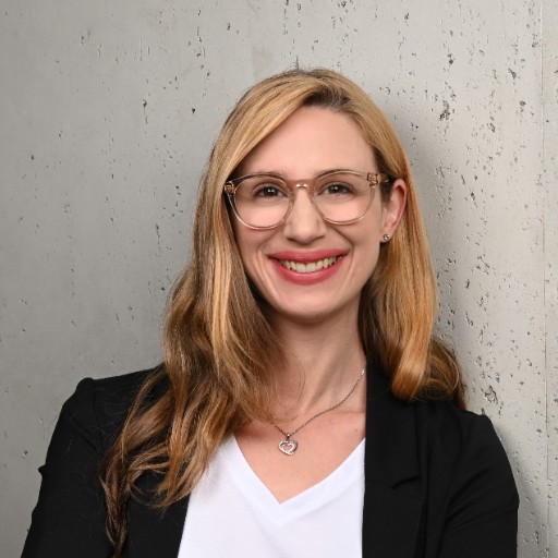 Portrait von Vanessa Neuschulz
