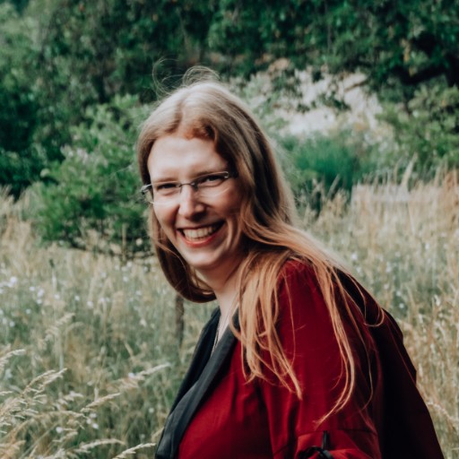 Portrait von Laura Kier